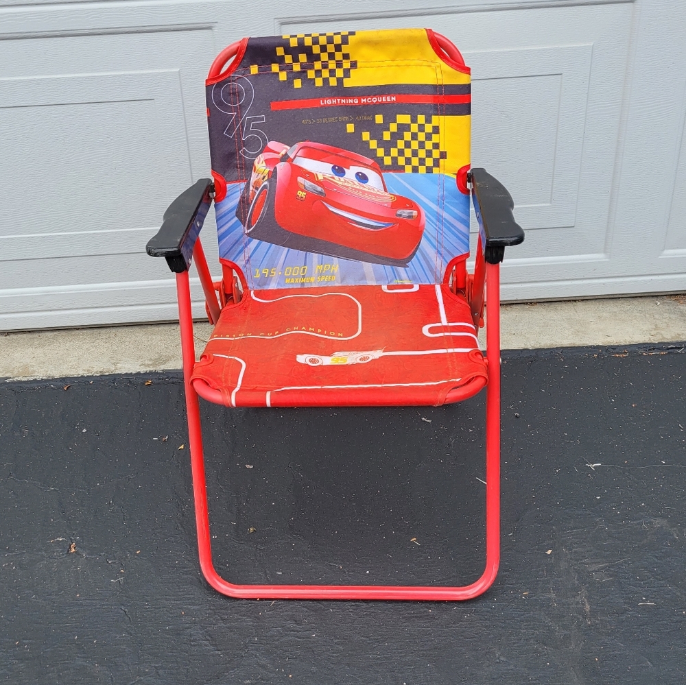 Kid's Disney's Cars- Lightning McQueen foldable chair